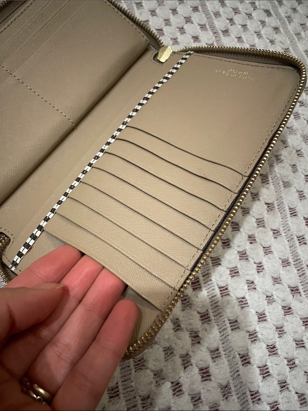 Henri Bendel Continental Zip-Around Wallet – Taupe/Tan - Picture 12 of 13